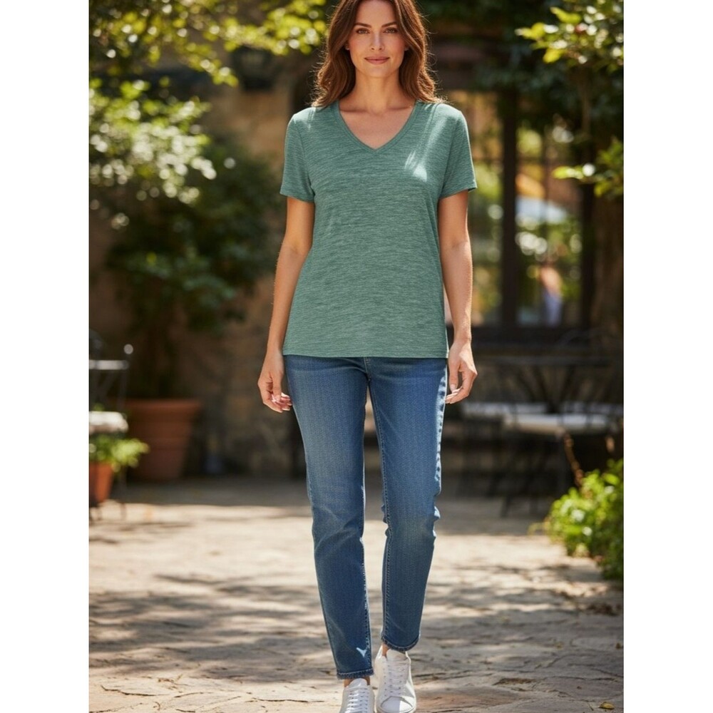 Boutique Heathered Seafoam Space-Dye V-Neck Active Tee - XL (EUC)